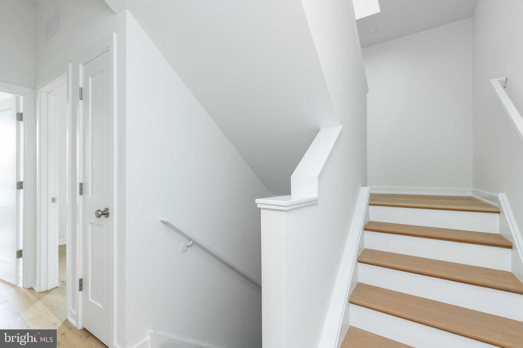 903 Corinthian Ave #C