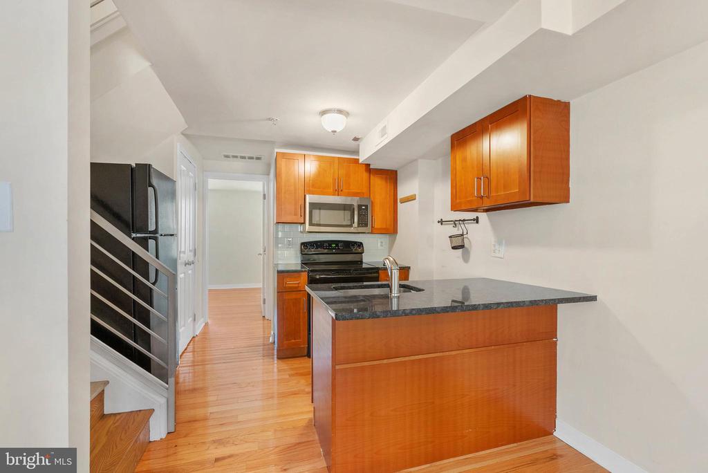 520 S 4TH ST #C