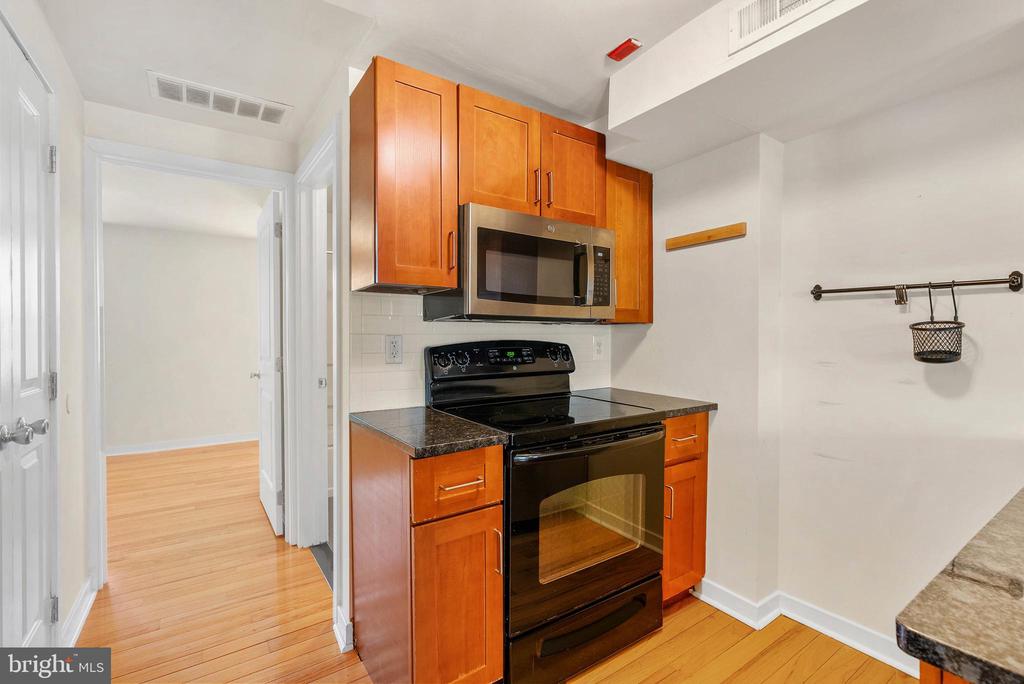 520 S 4TH ST #C