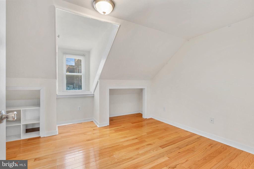 520 S 4TH ST #C