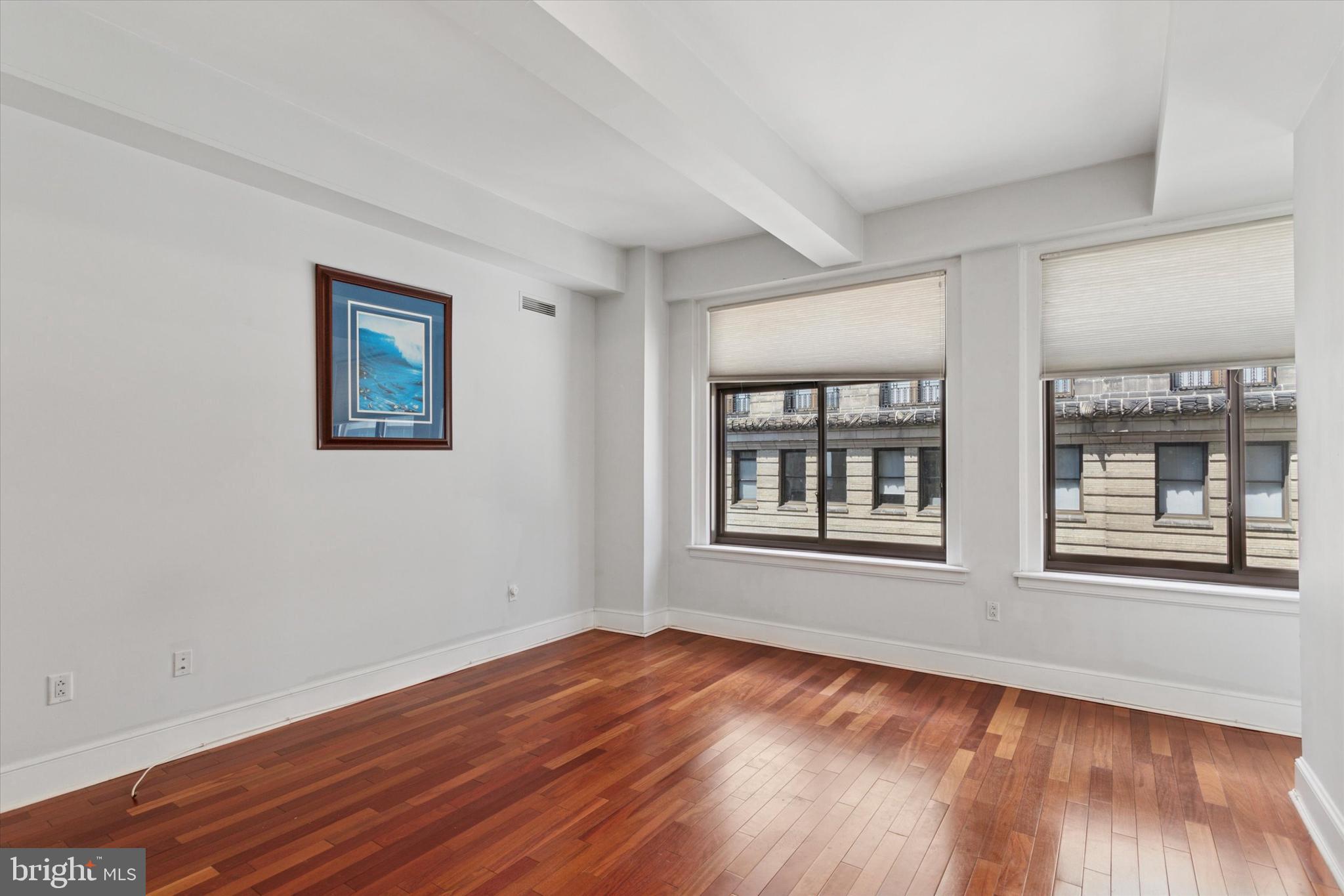 1500 Chestnut St #14g