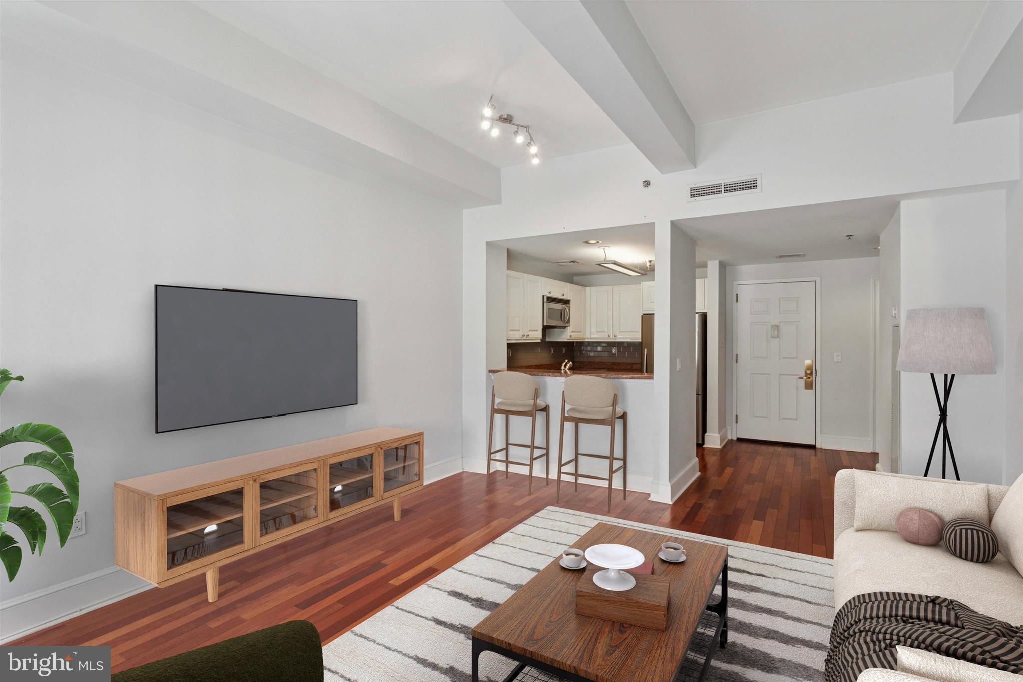 1500 Chestnut St #14g