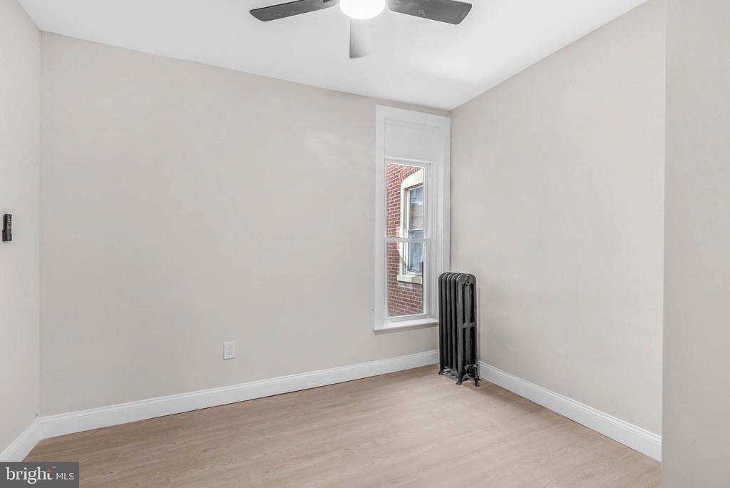 6385 CHEW AVE