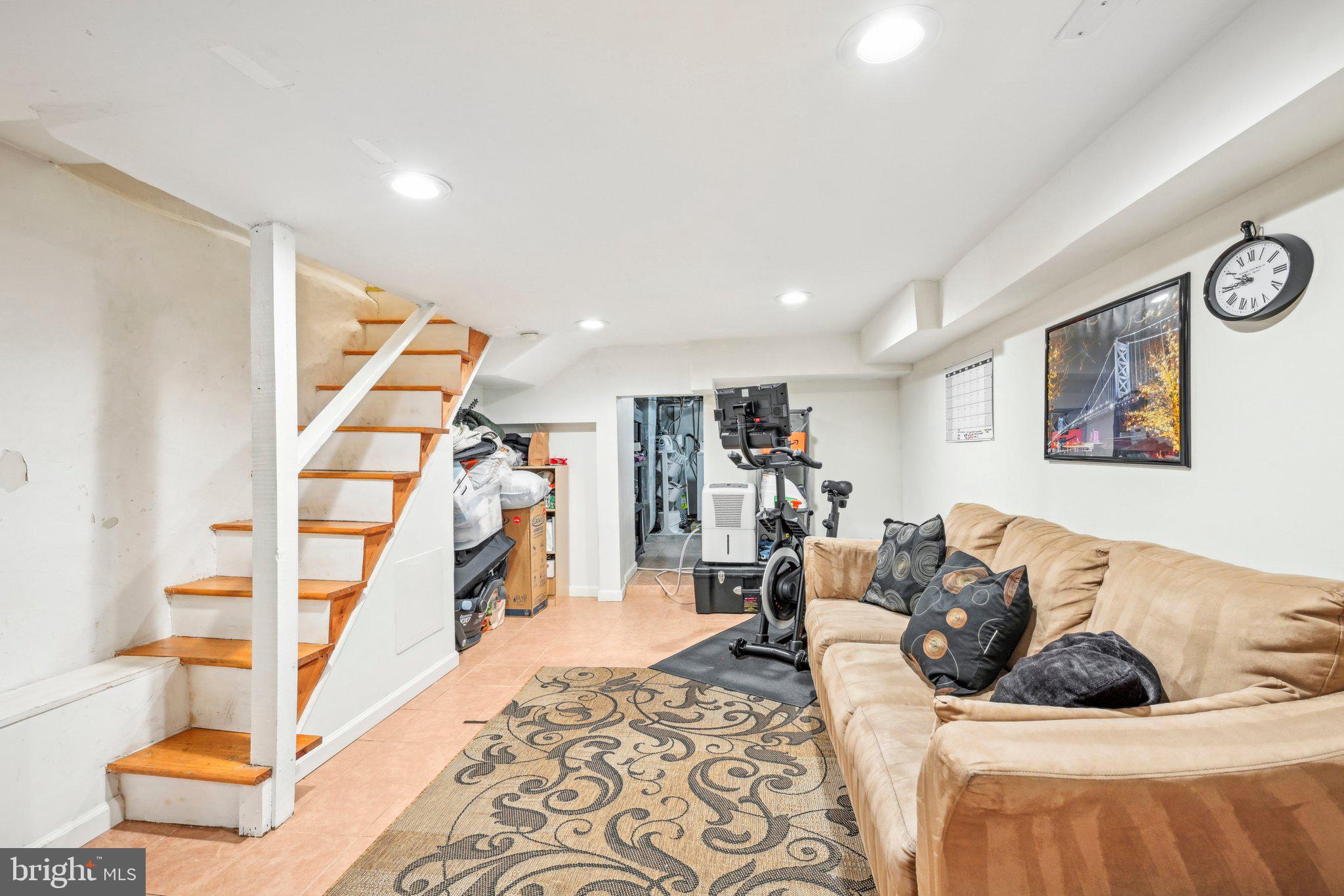 537 Wilder St