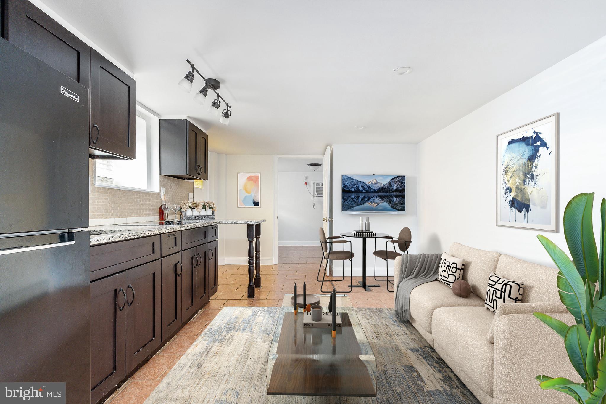 1617 PACKER AVE #LOWER