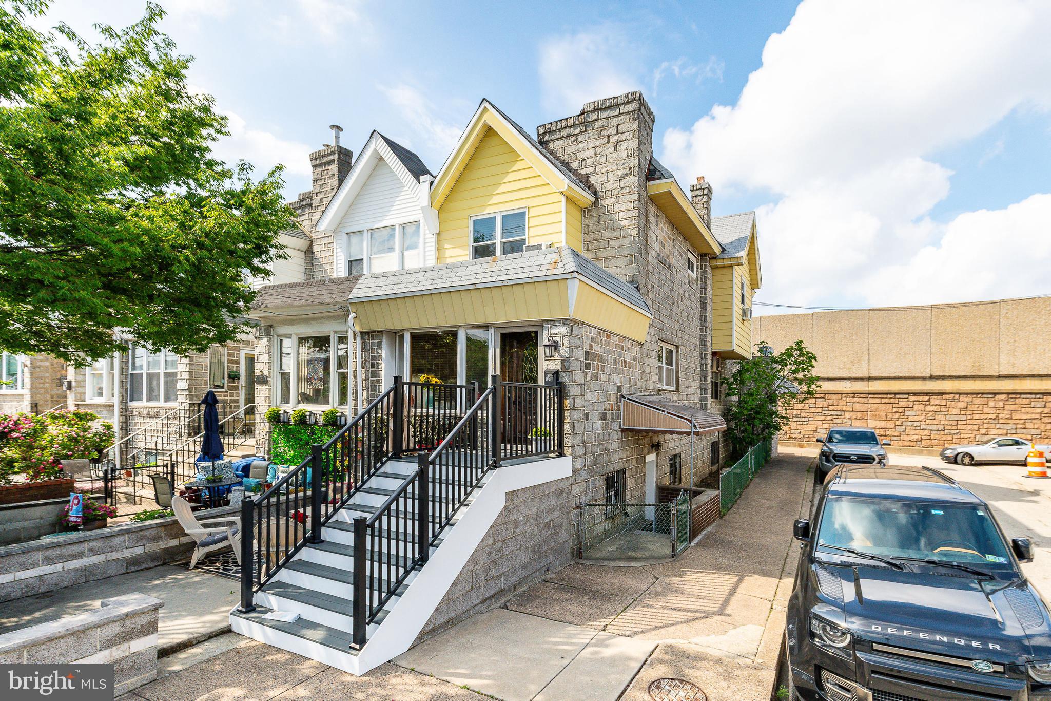 1617 PACKER AVE #LOWER