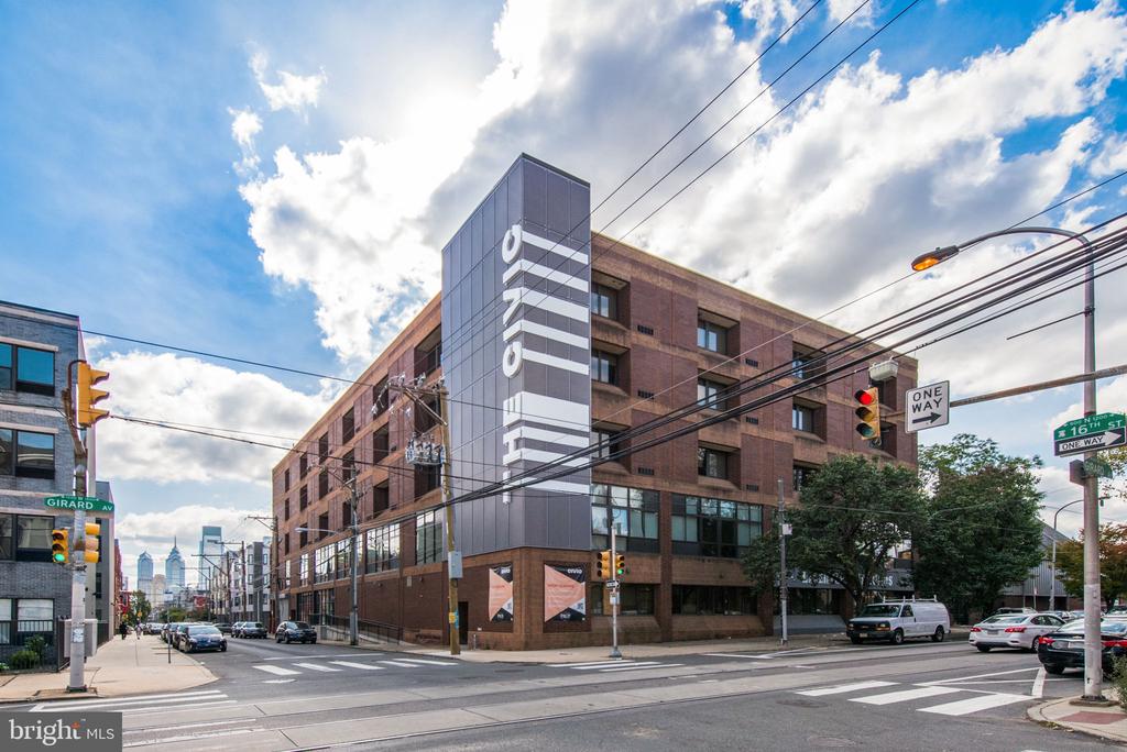 1600 W GIRARD AVE #1B-404