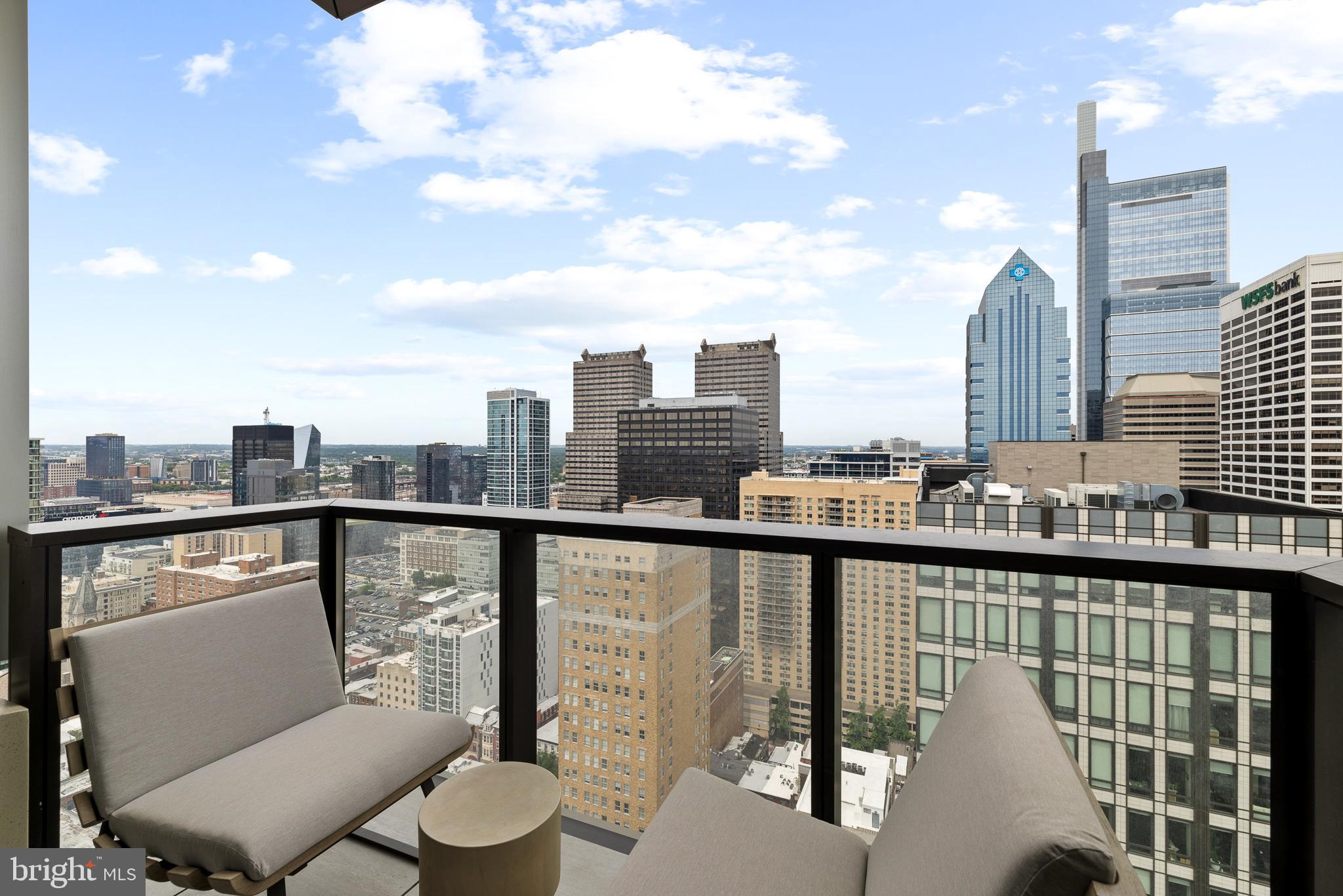 1911 Walnut St #2804