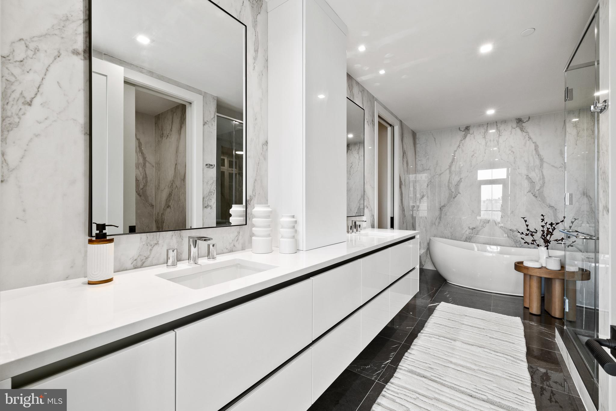 1911 Walnut St #2804