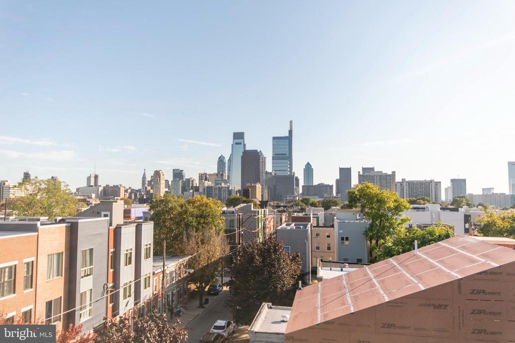 812 N UBER ST #6