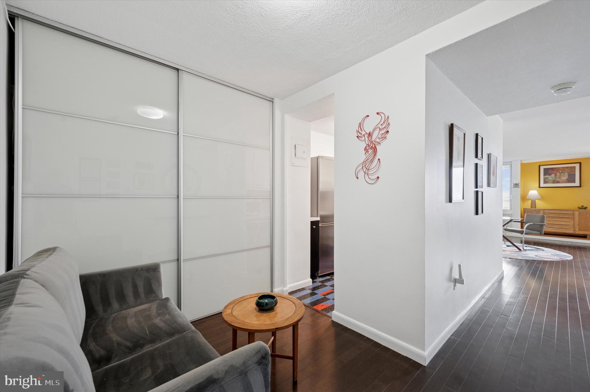 604-36 S Washington Sq #2206-2208