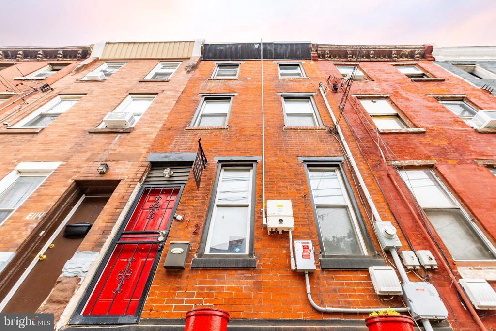112 E Huntingdon St