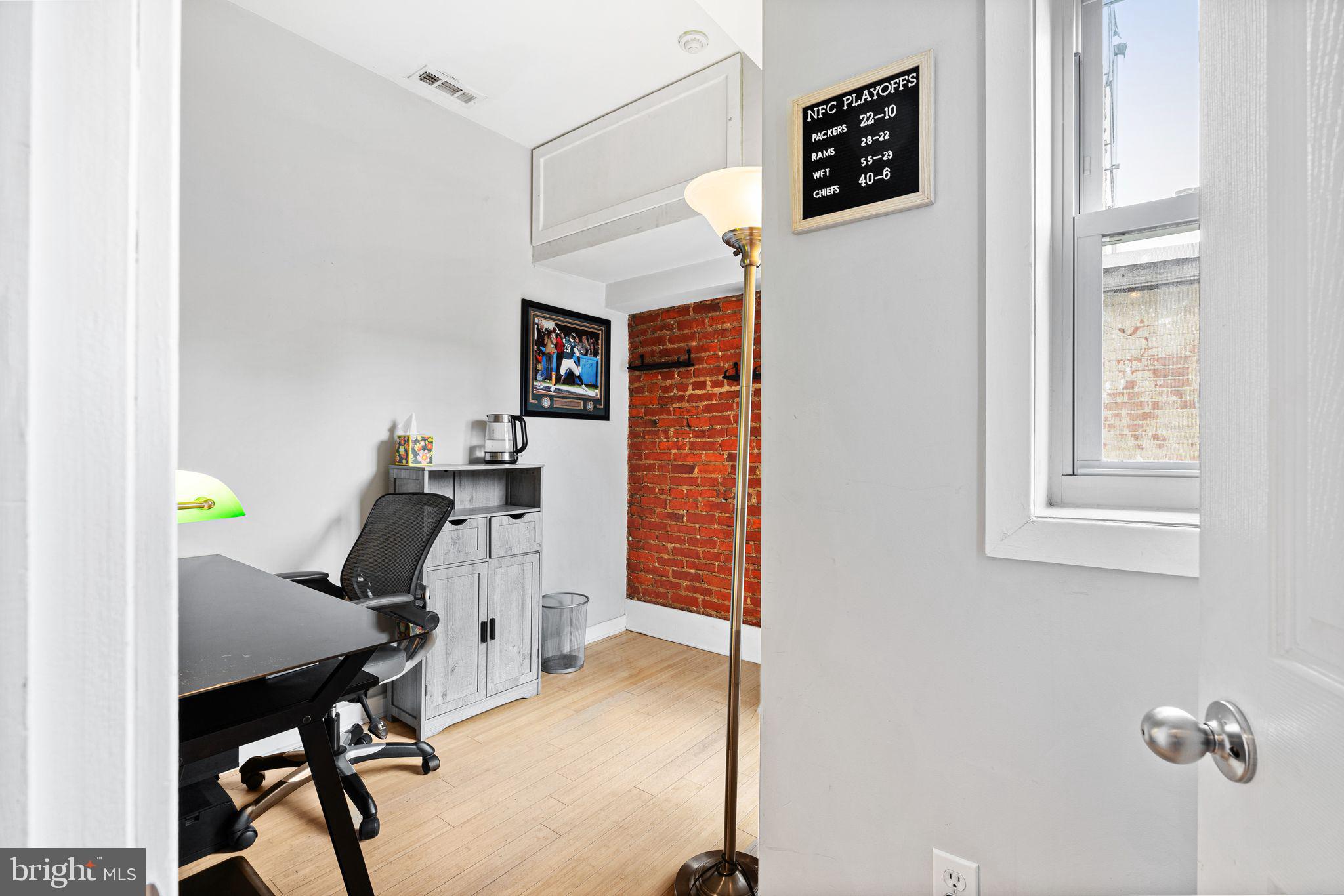 1516 Catharine St #3