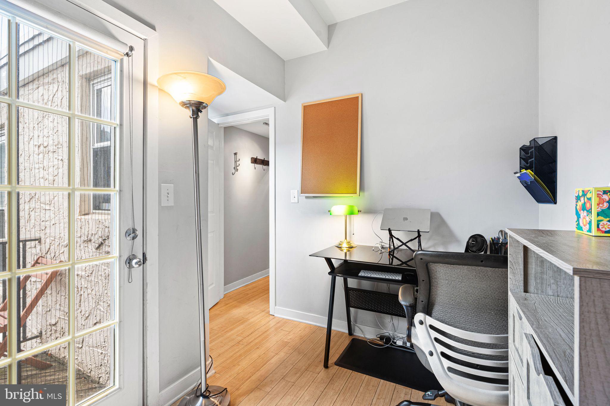 1516 Catharine St #3