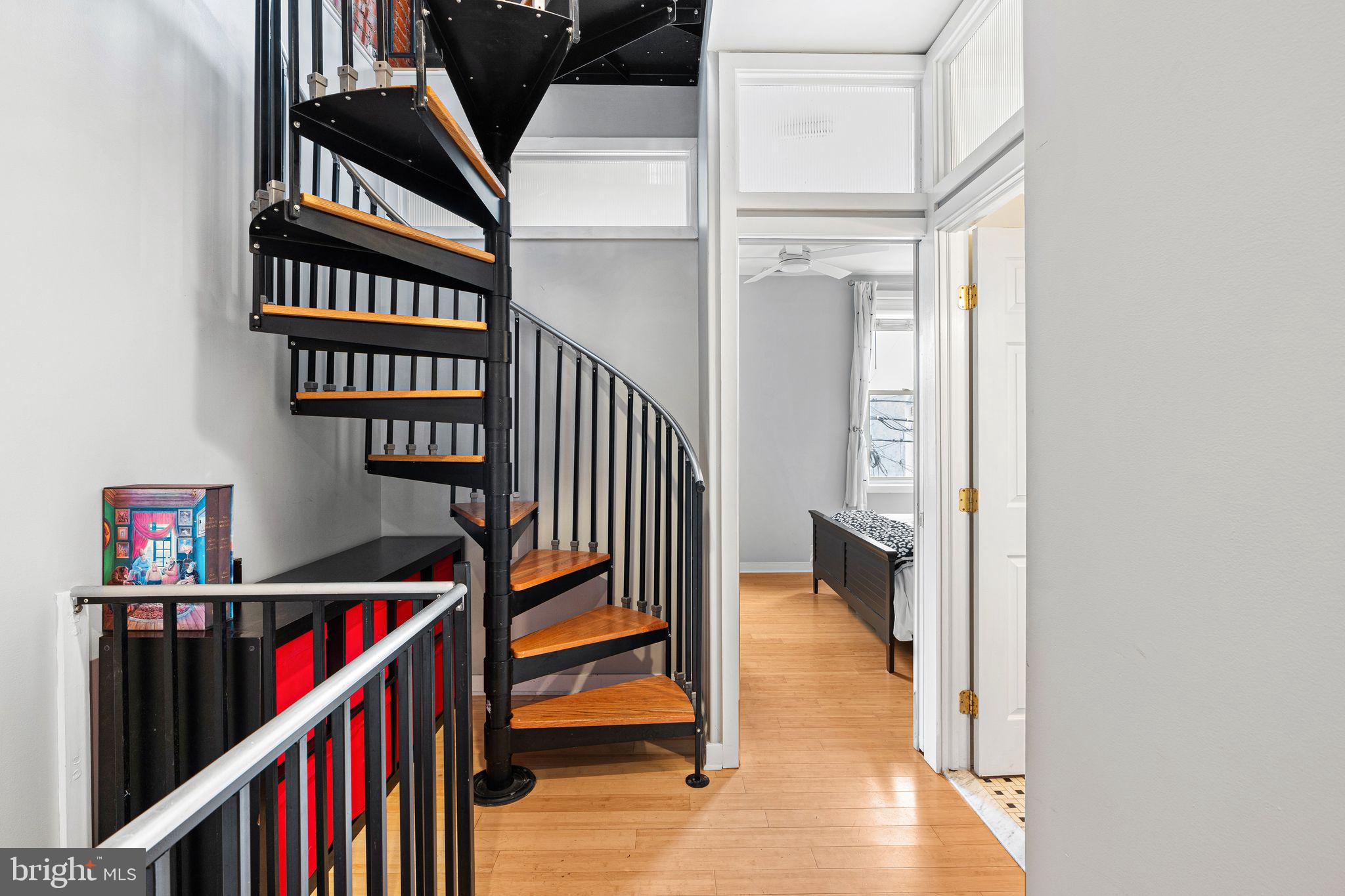 1516 Catharine St #3