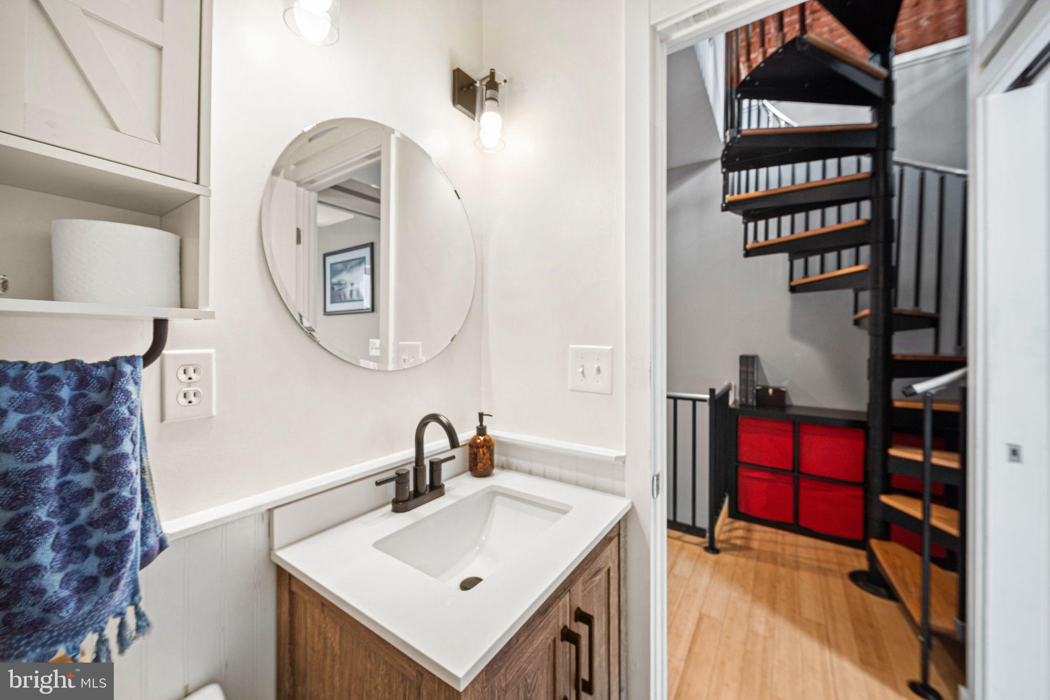 1516 Catharine St #3