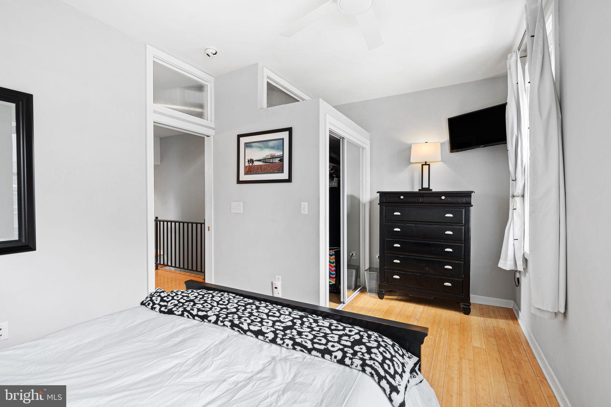 1516 Catharine St #3