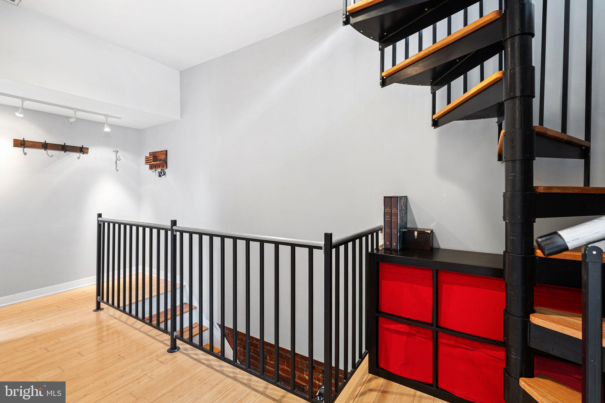 1516 Catharine St #3