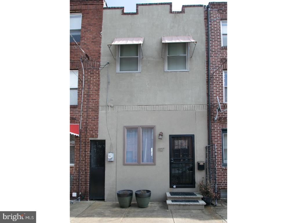 1127 S 7TH ST