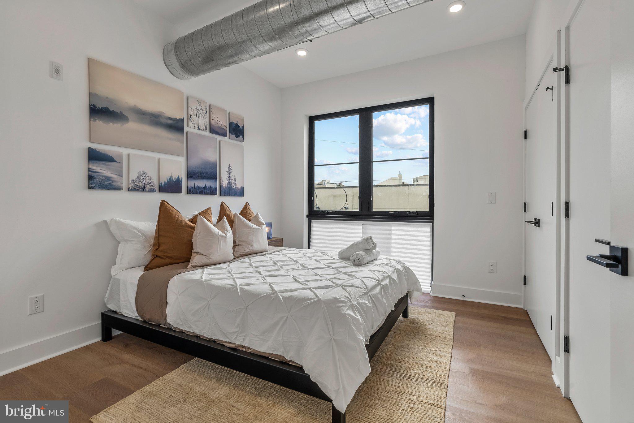 416 W GIRARD AVE #4