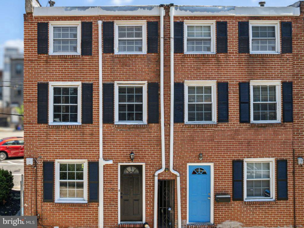 1129 N Lee St