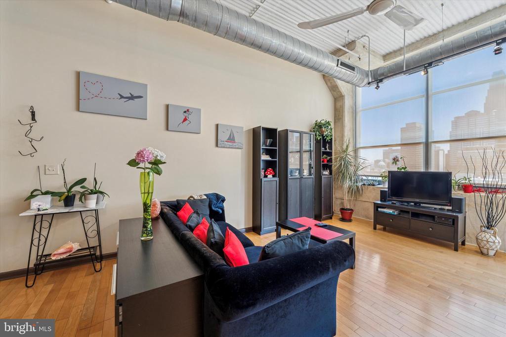 2200 Arch St #1009