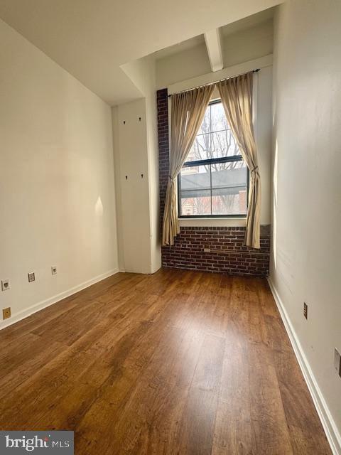 315 New St #120
