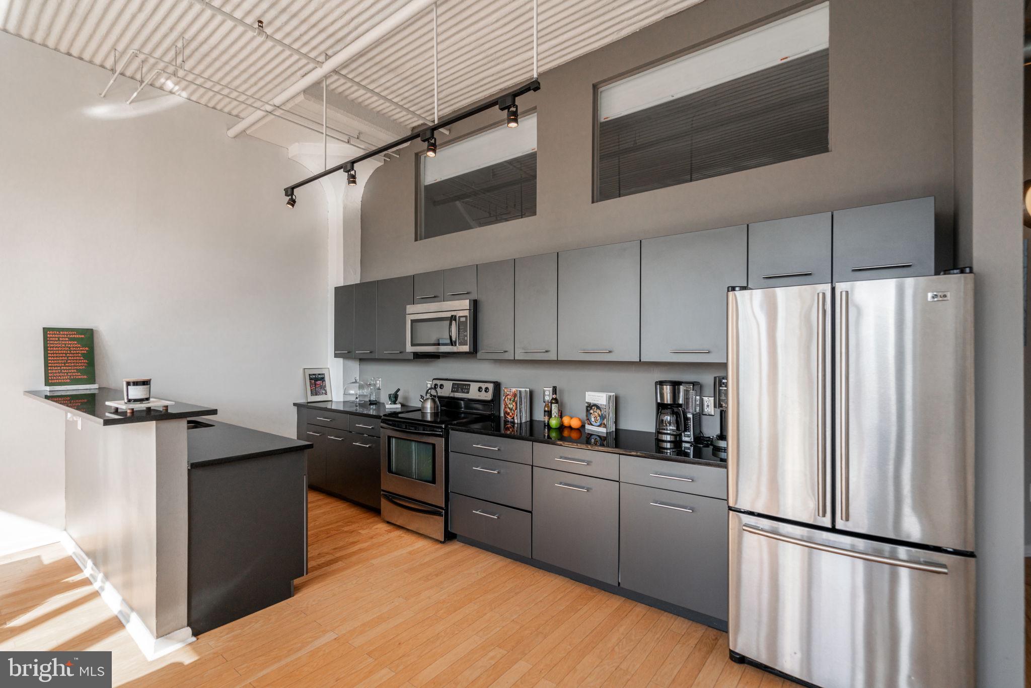 2200-28 ARCH ST #1011