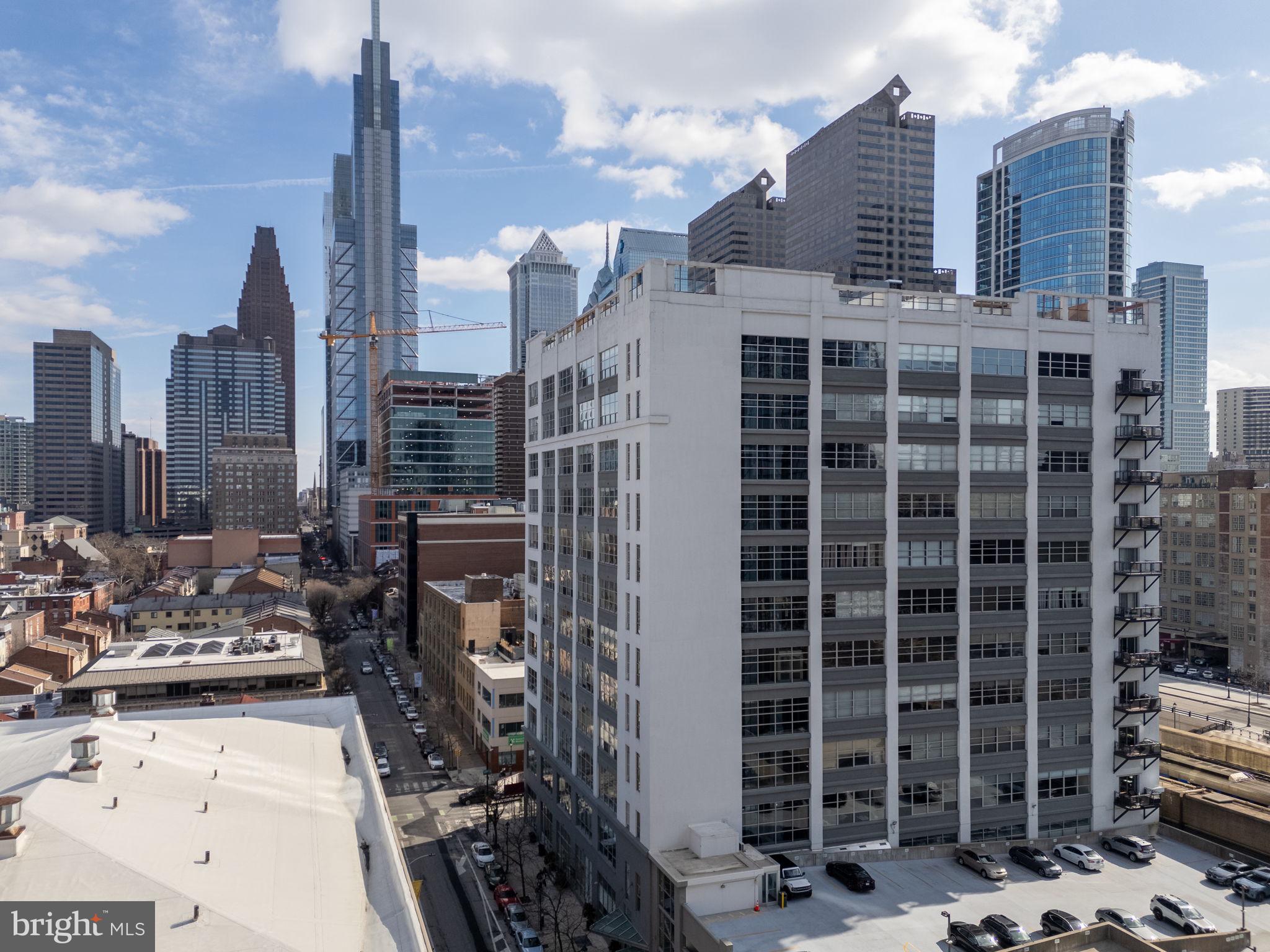 2200-28 ARCH ST #1011