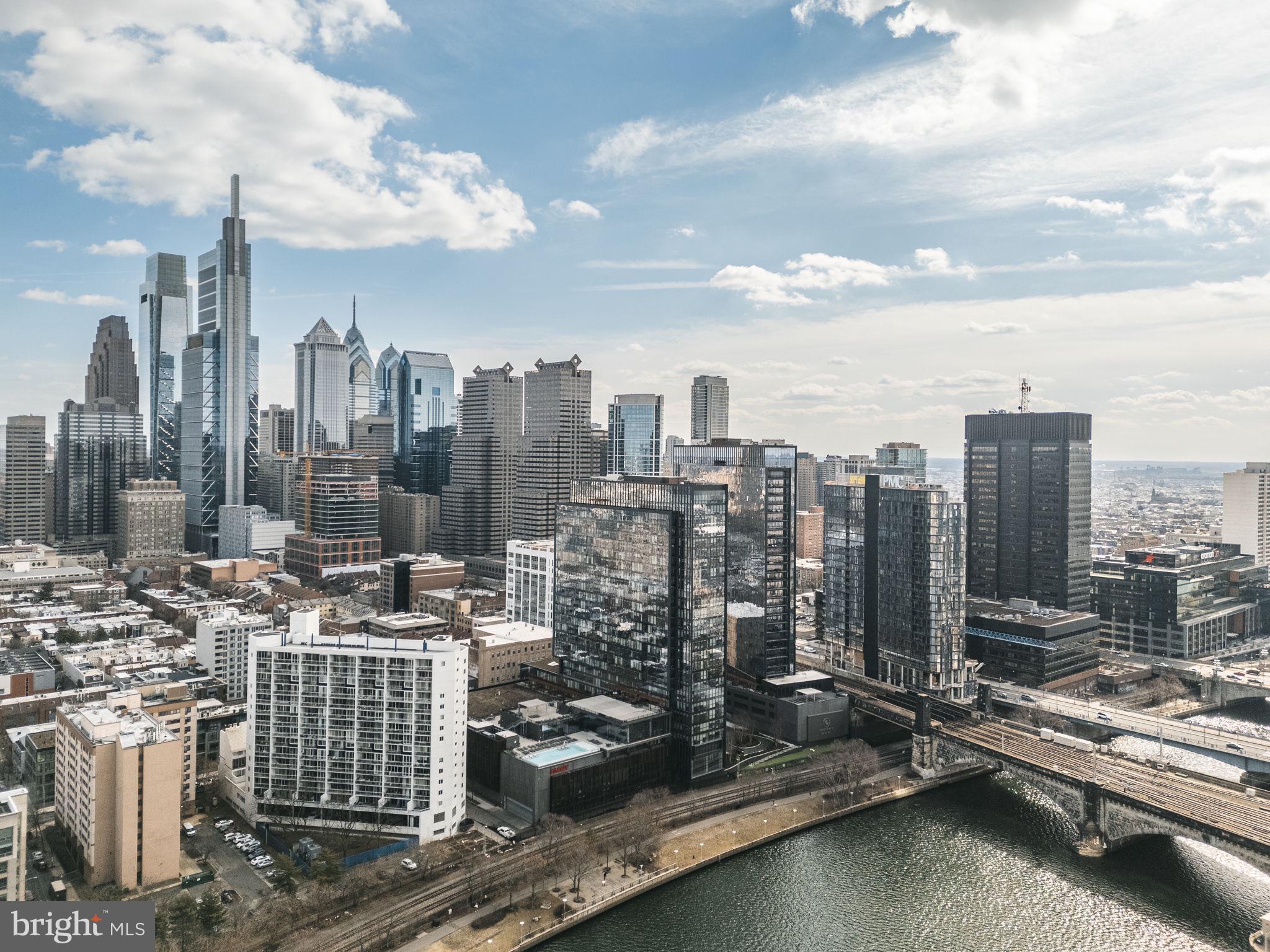 2200-28 ARCH ST #1011