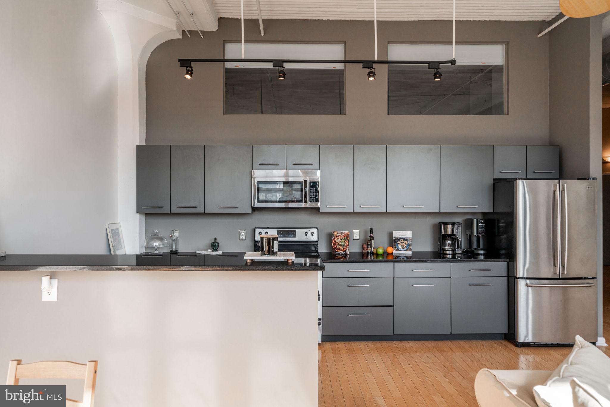 2200-28 ARCH ST #1011