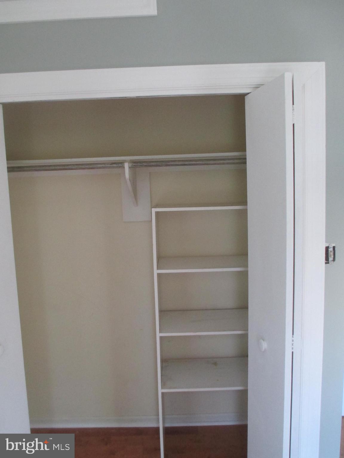 2051 CHERRY ST #2ND FLOOR