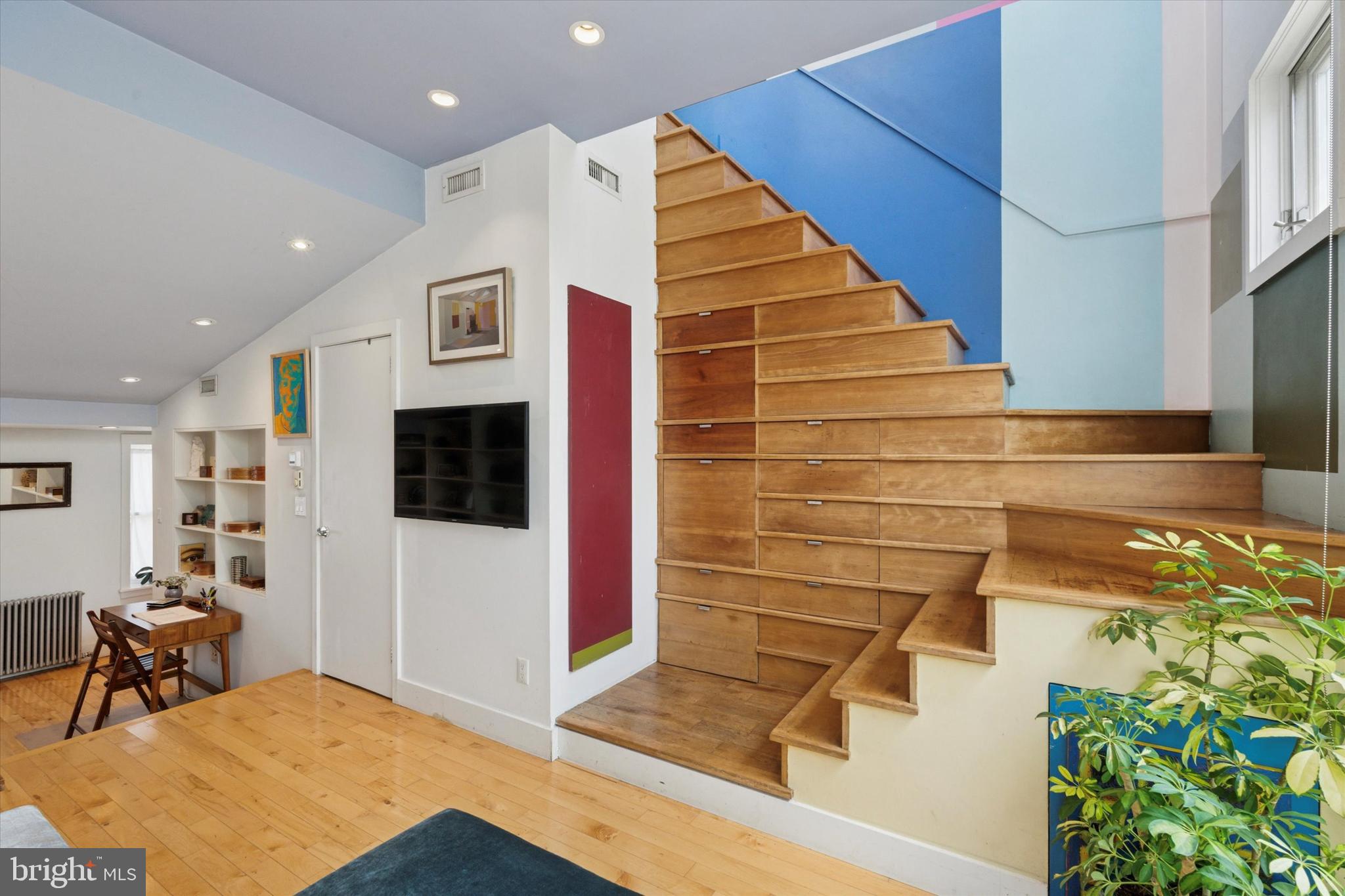 926 Kimball St