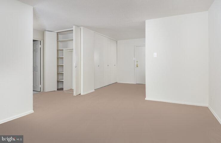 515 W CHELTEN AVE #2B-1302