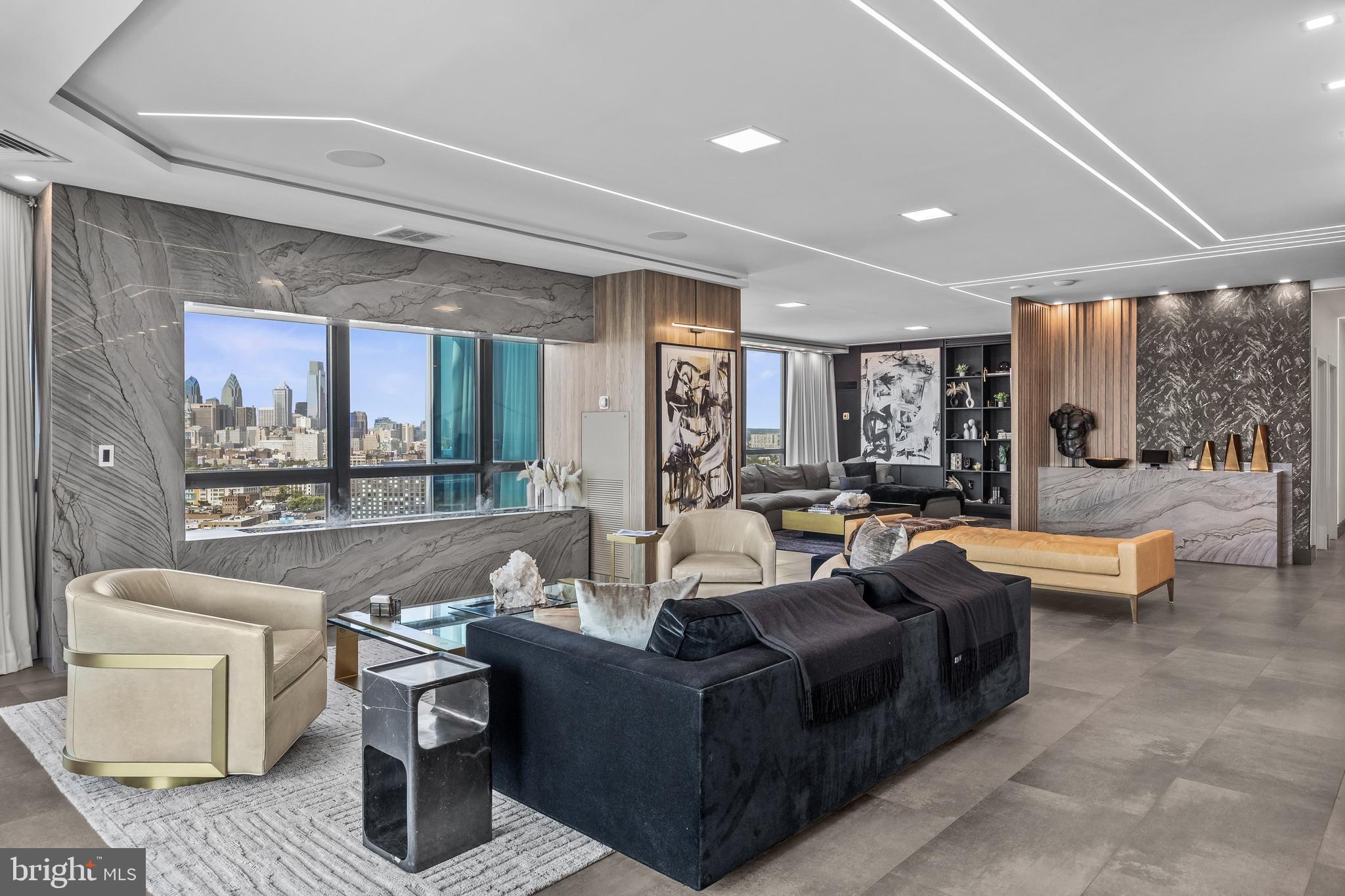 901 N Penn St #P2401-2