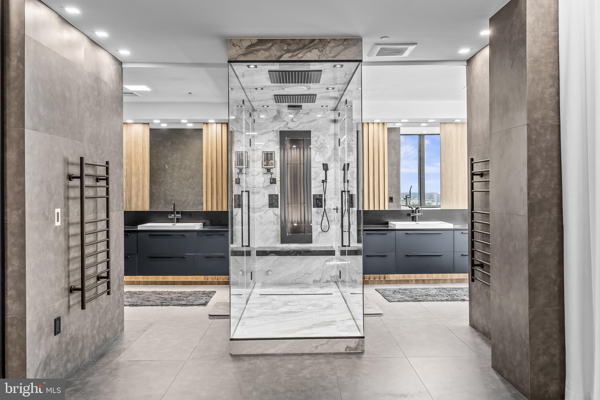 901 N Penn St #P2401-2