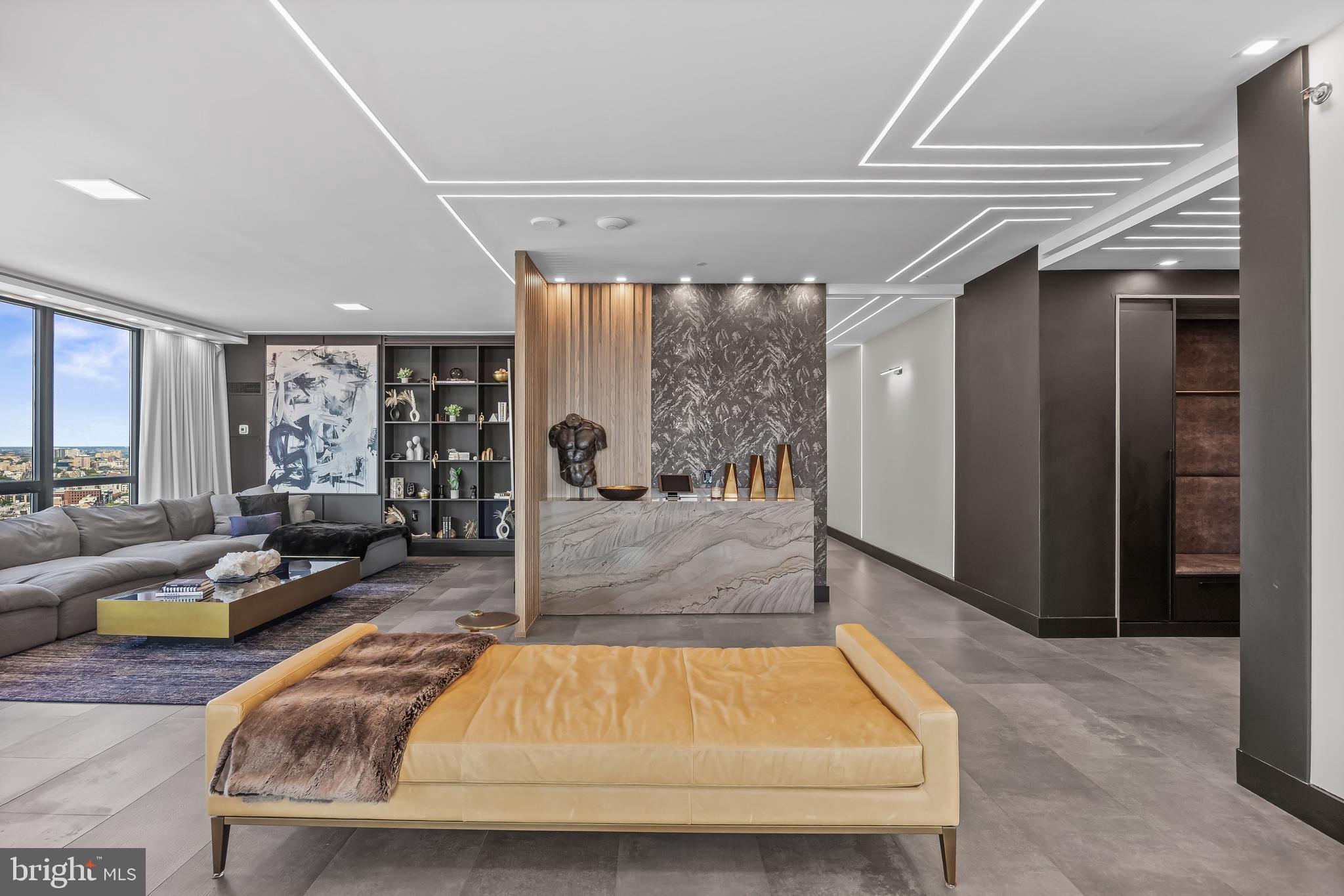 901 N Penn St #P2401-2