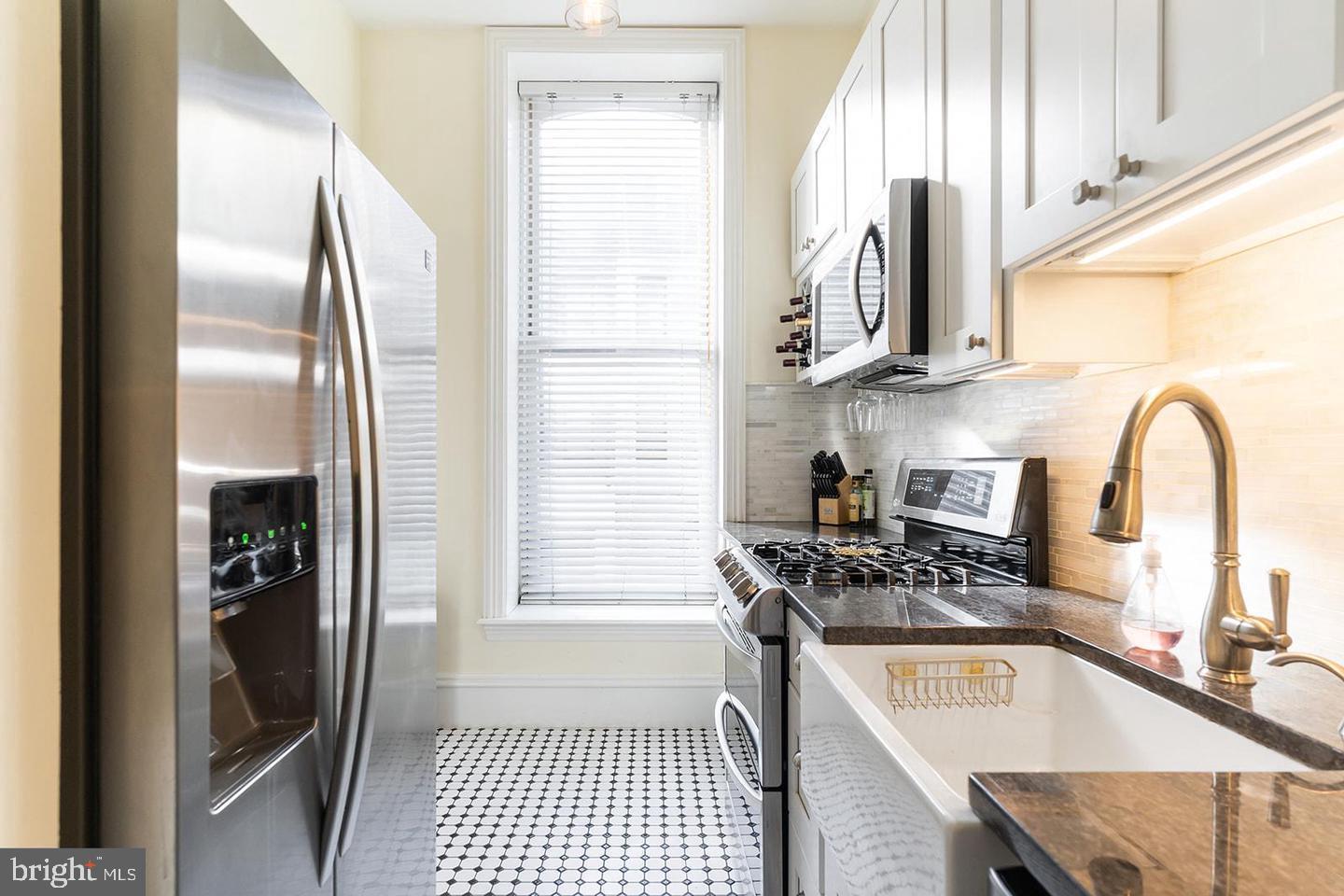 2129 WALNUT ST #UNIT 2