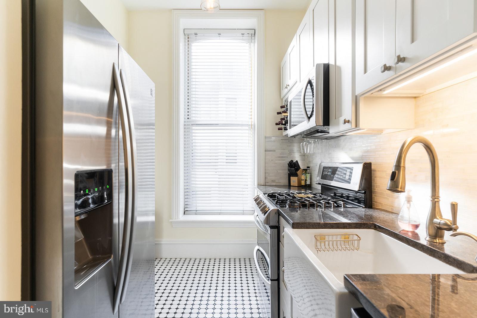 2129 WALNUT ST #UNIT 2