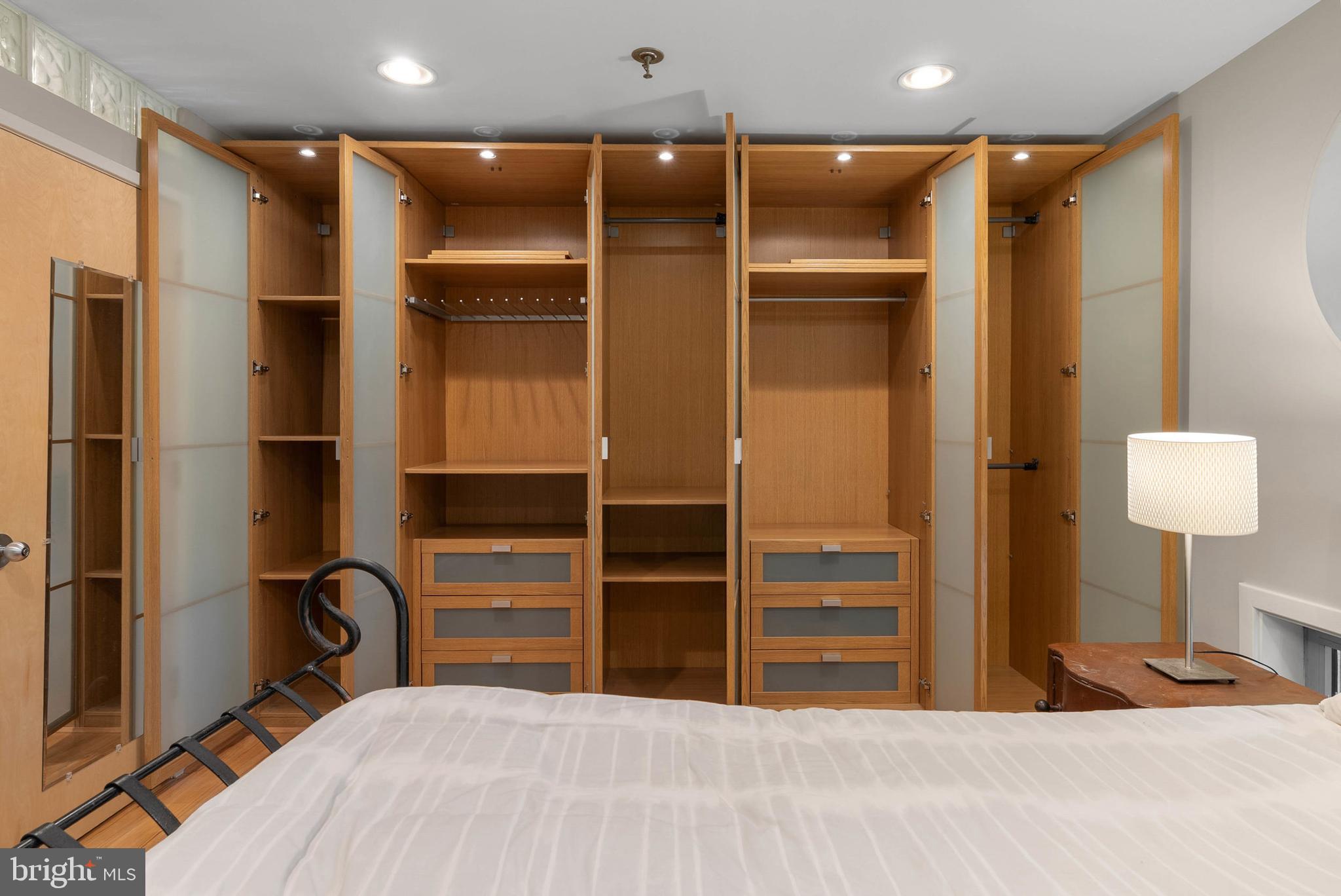 7 N CHRIS COLUMBUS BLVD #104