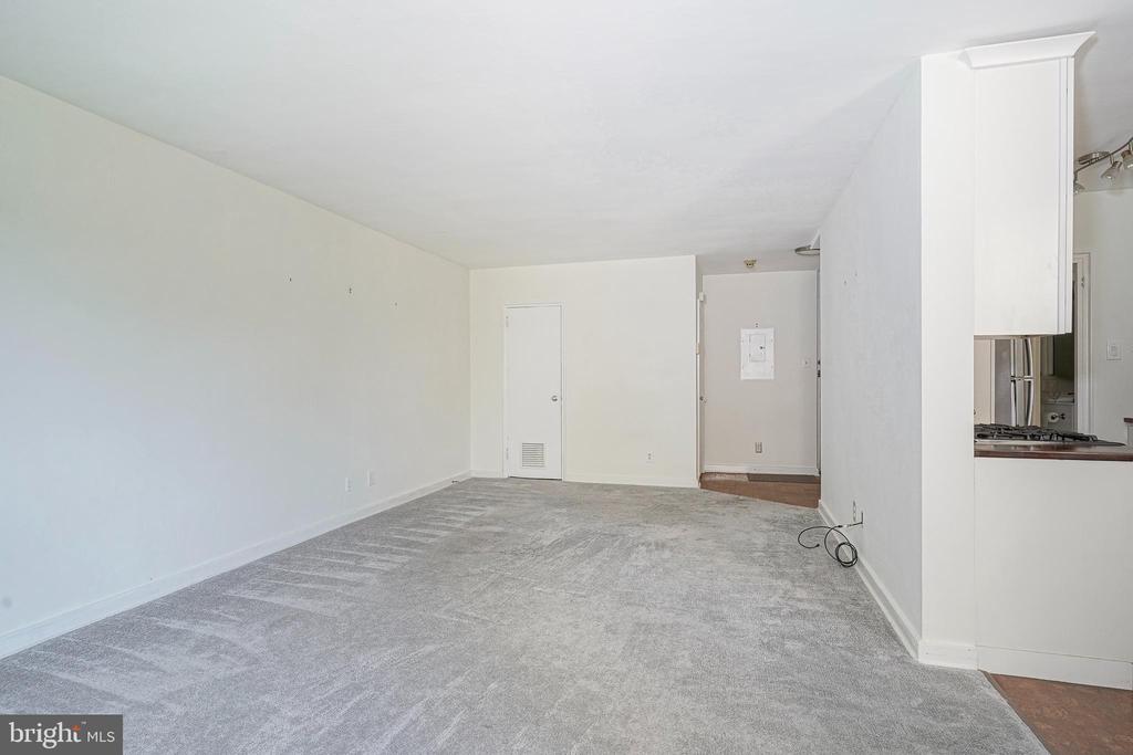 2601 Pennsylvania Ave #425