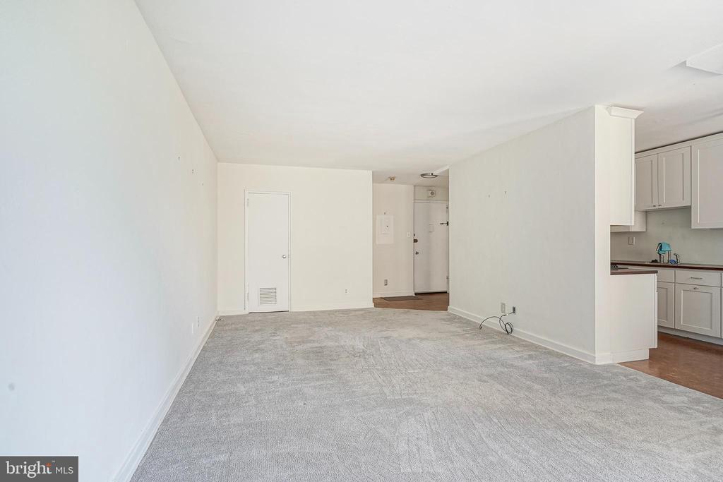 2601 Pennsylvania Ave #425
