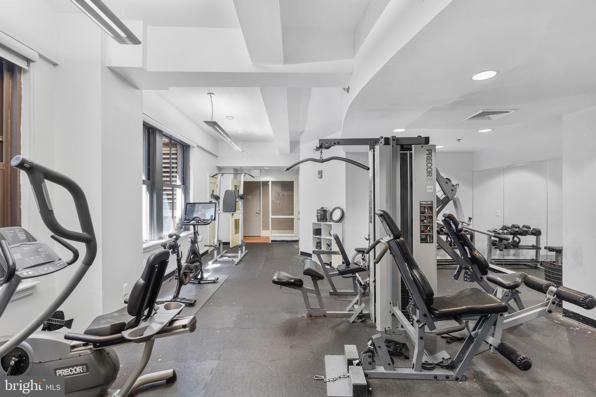 1500 Chestnut St #7i