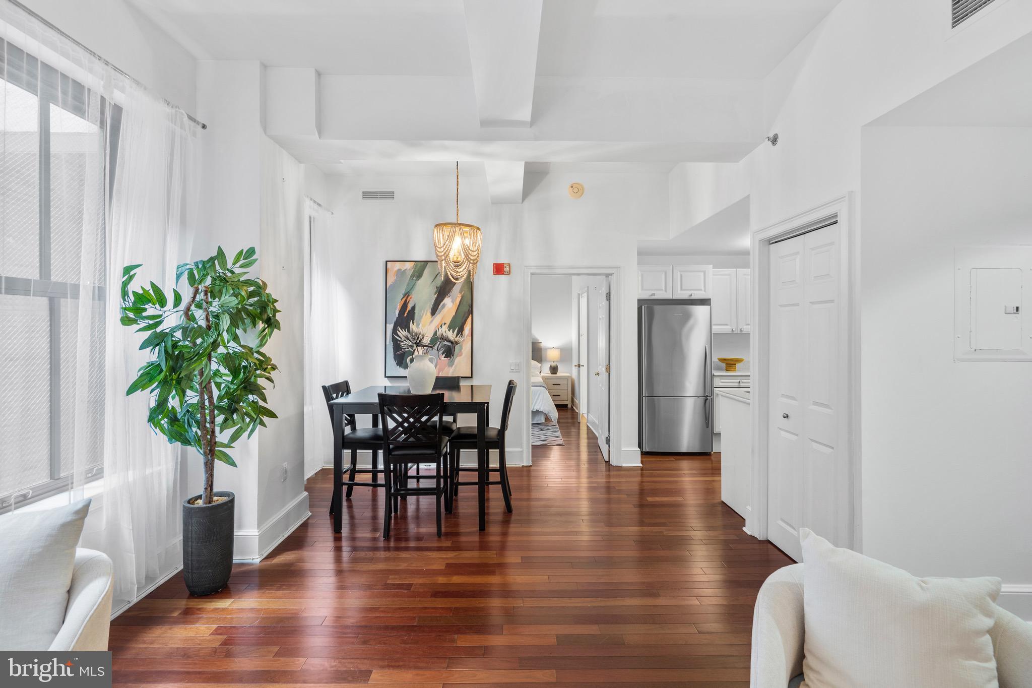 1500 Chestnut St #7i