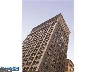 1500 CHESTNUT ST #14B