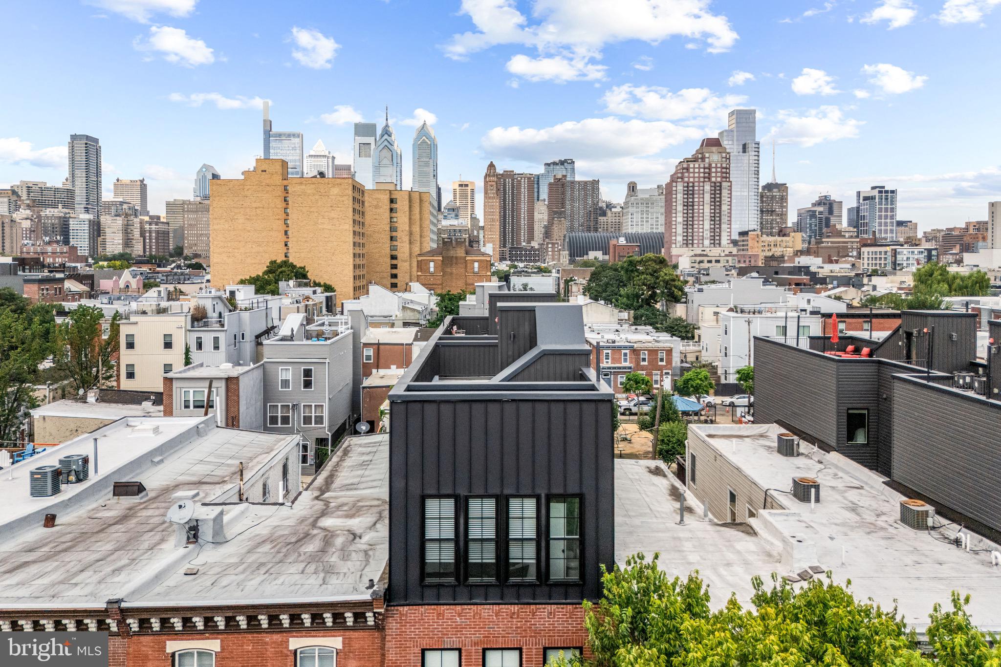 1513 CHRISTIAN STREET 4