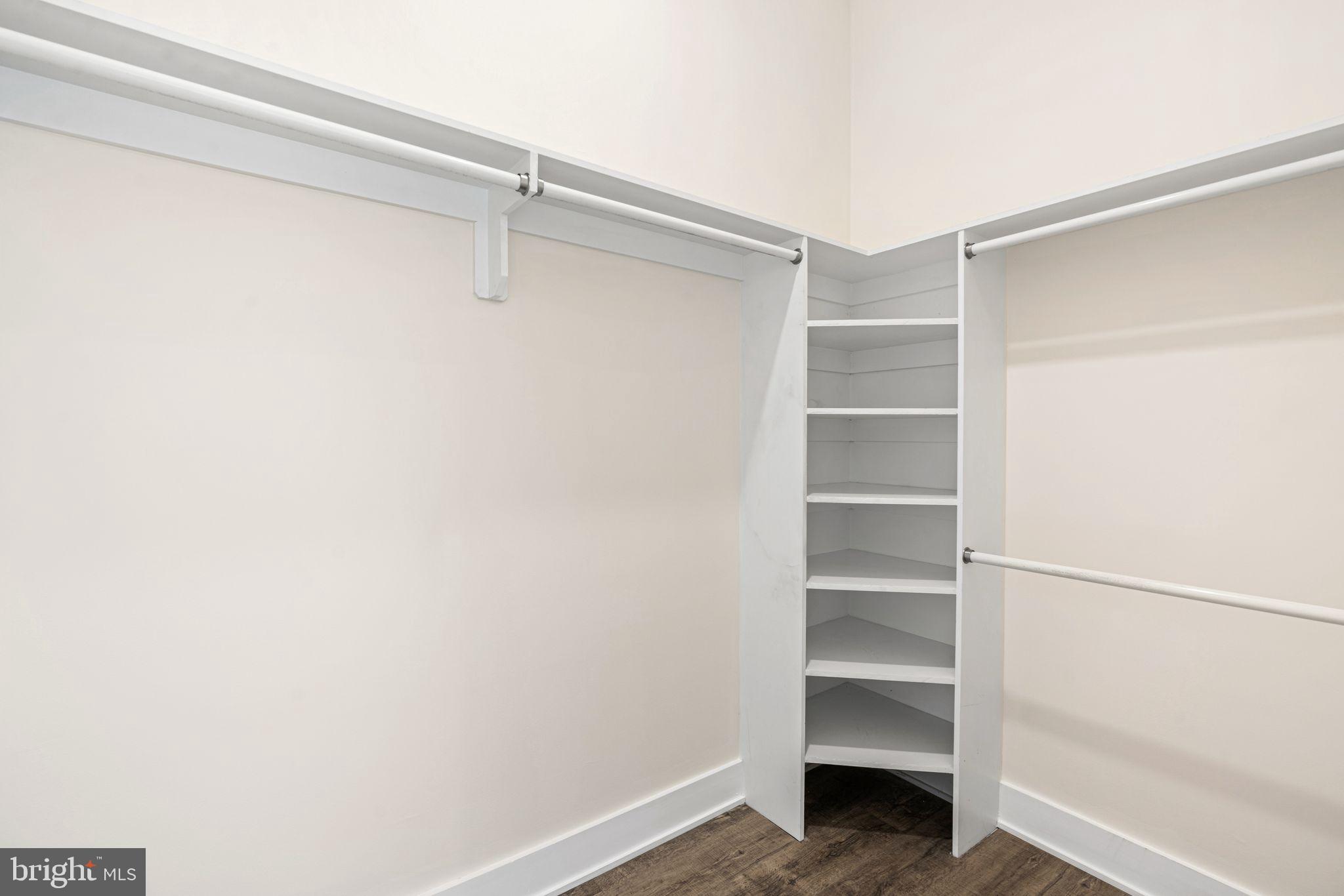 1115 N AMERICAN ST #D4