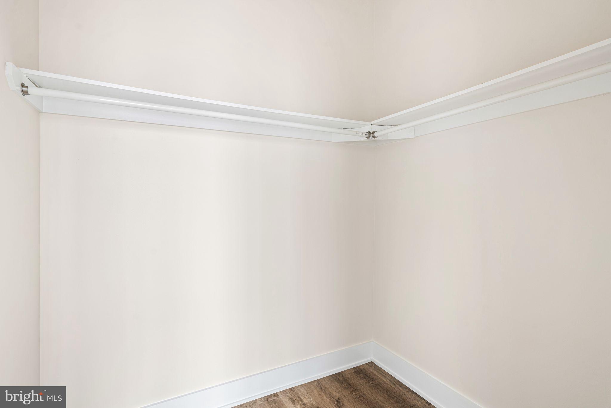 1115 N AMERICAN ST #D4