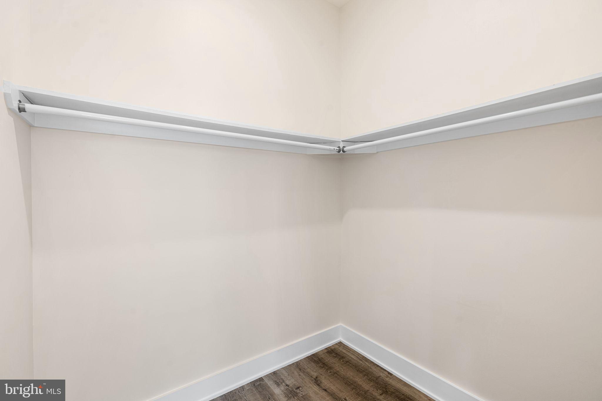 1115 N AMERICAN ST #D4