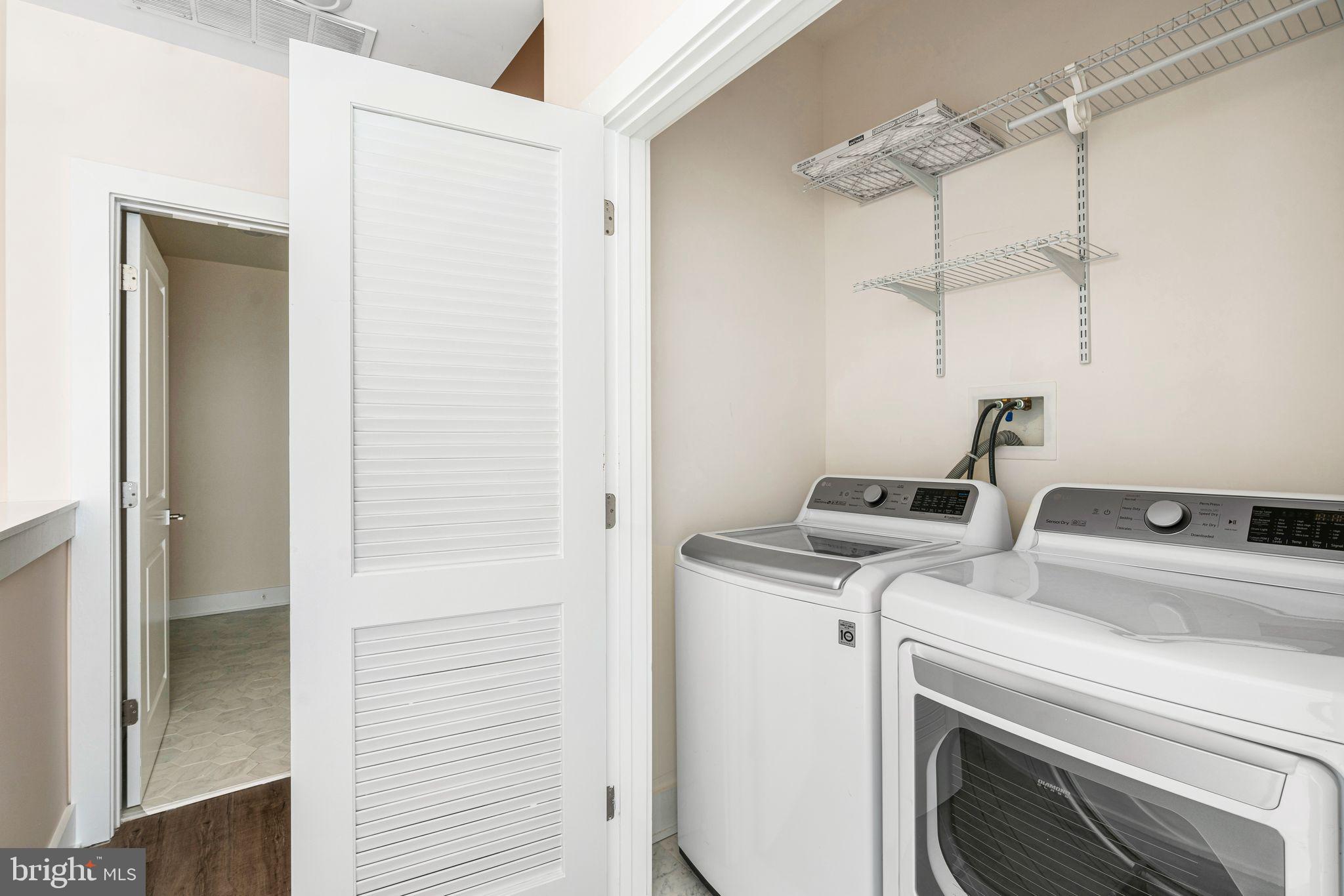 1115 N AMERICAN ST #D4